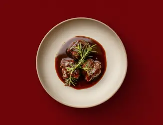 Говяжьи щёчки томлёные