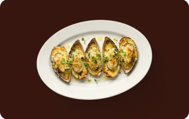 Запеченные мидии с крабом