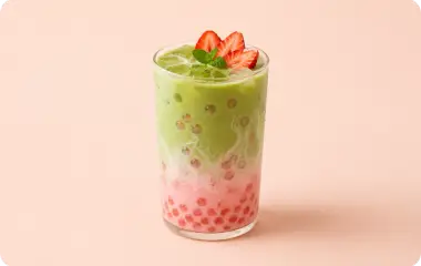 Матча-клубника с джус-боллами